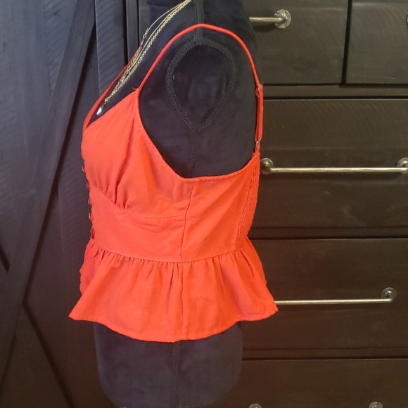 Top - Picture 3 of 6